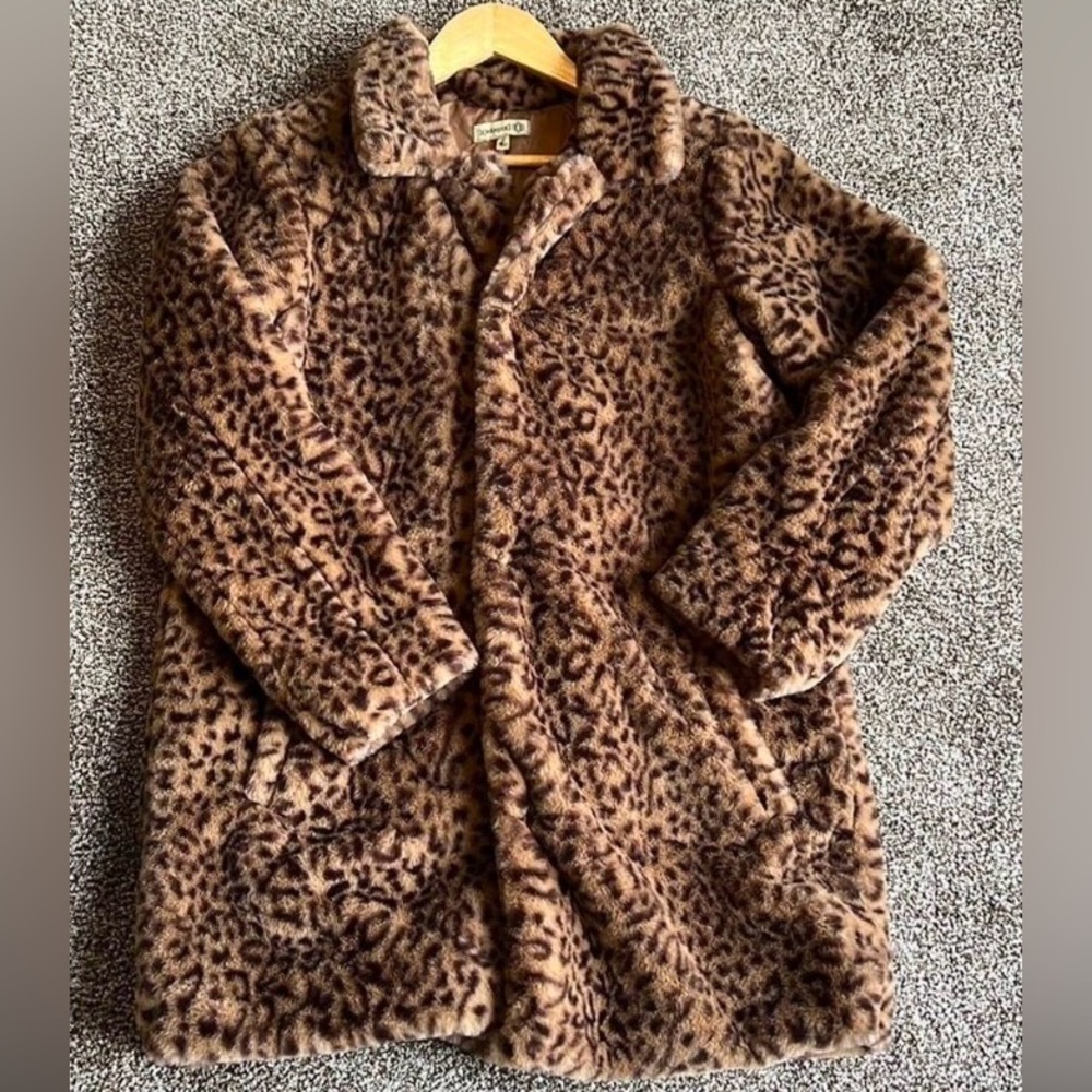 ULTRA SOFT Democracy Lightweight Faux Fur Leopard Cheetah Coat Large